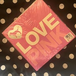 Vintage Victoria’s Secret PINK pop up gift box
